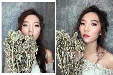 這張「新娘婚紗照」的照片是兩個女孩穿著白色婚紗，其中一個女孩手拿一束枯萎的花，兩人都顯得優雅美麗。