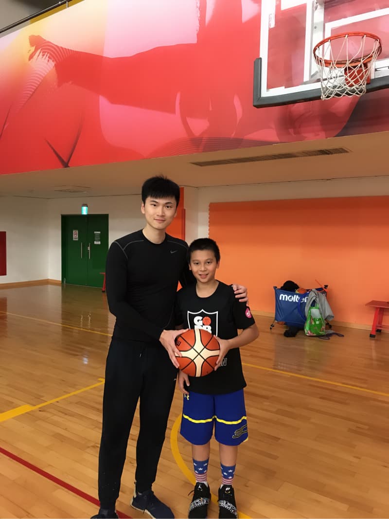 籃球運動可以增強心肺功能，鍛鍊肌肉，提升協調性和反應能力。想學習籃球，快去PRO360找教練吧！