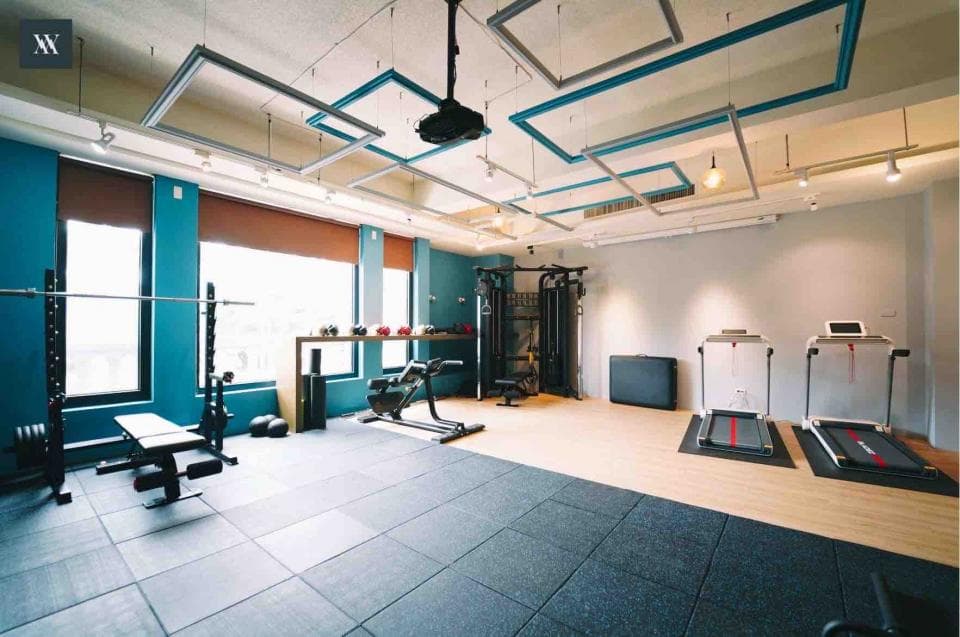 這是一間健身房,健身可以增強體能,提升免疫力。想找健身教練嗎?快上PRO360!