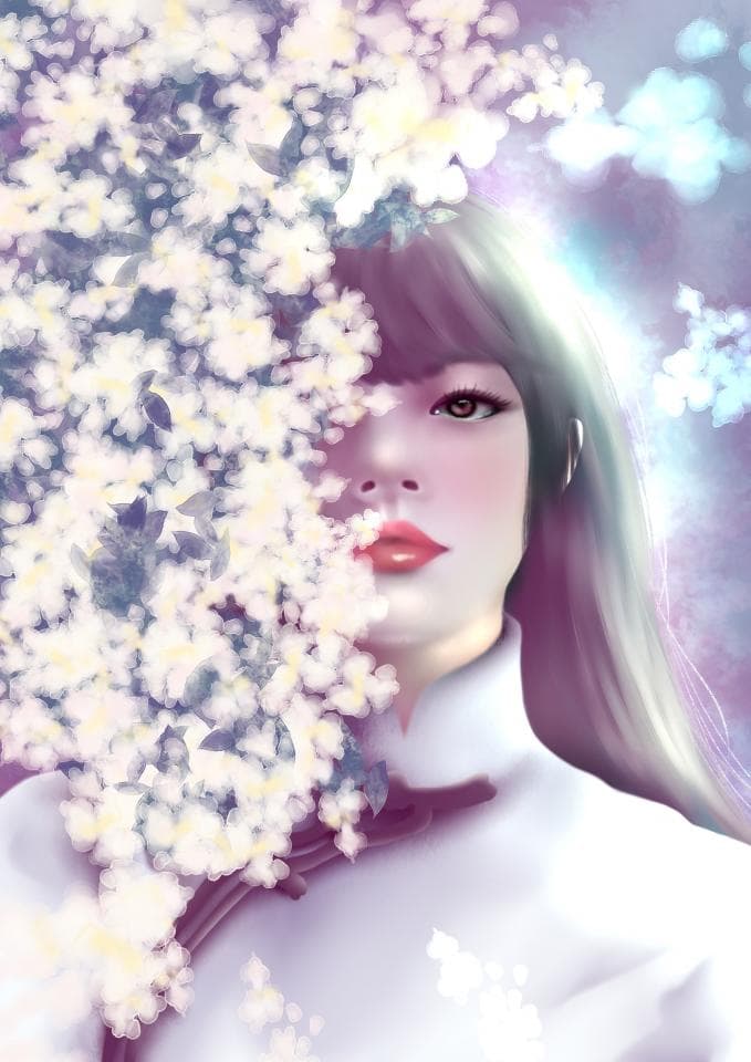 這張照片是一個少女被一束白花所包圍,她的眼神溫柔,嘴唇微張,看起來非常寧靜。