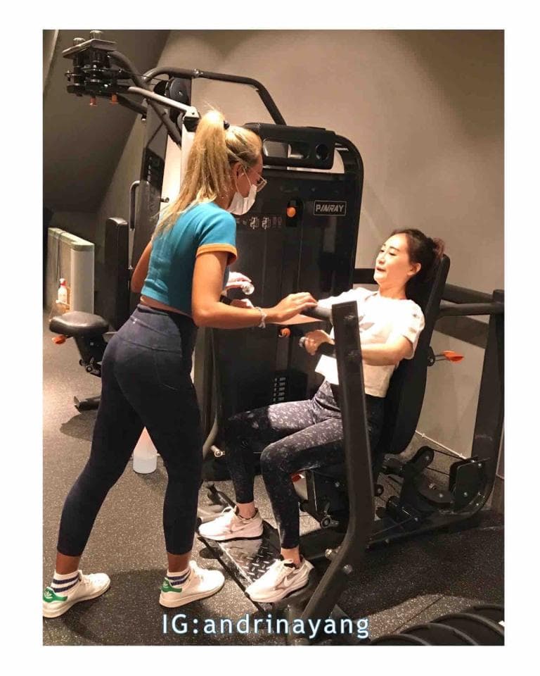 這是一張健身的照片。健身可以增強體能,提升免疫力。想找健身教練,快上PRO360。