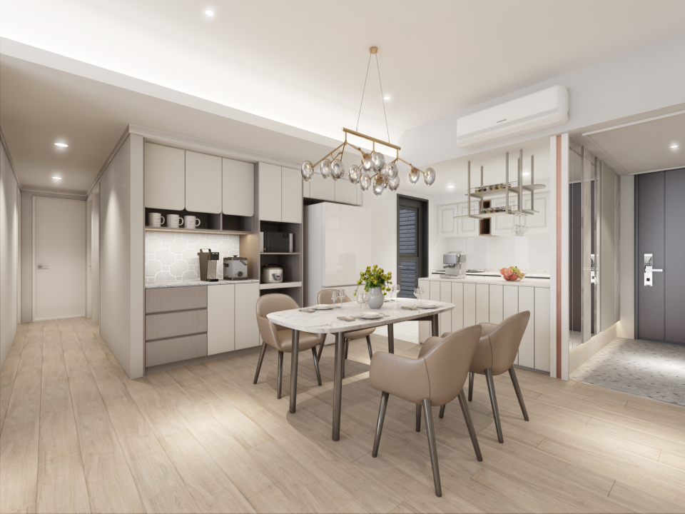 這張「現代化公寓」的照片是一個開放式的廚房、餐廳和走廊。 照片中有一個白色的大理石餐桌,四周圍繞著四張淺棕色的椅子,上方有一盞現代感的吊燈。 廚房裡有白色櫥櫃、一個冰箱,以及一個可以容納多種電器的櫃子。 走廊的盡頭是一扇門,走廊的地板上鋪著淺色的木地板。