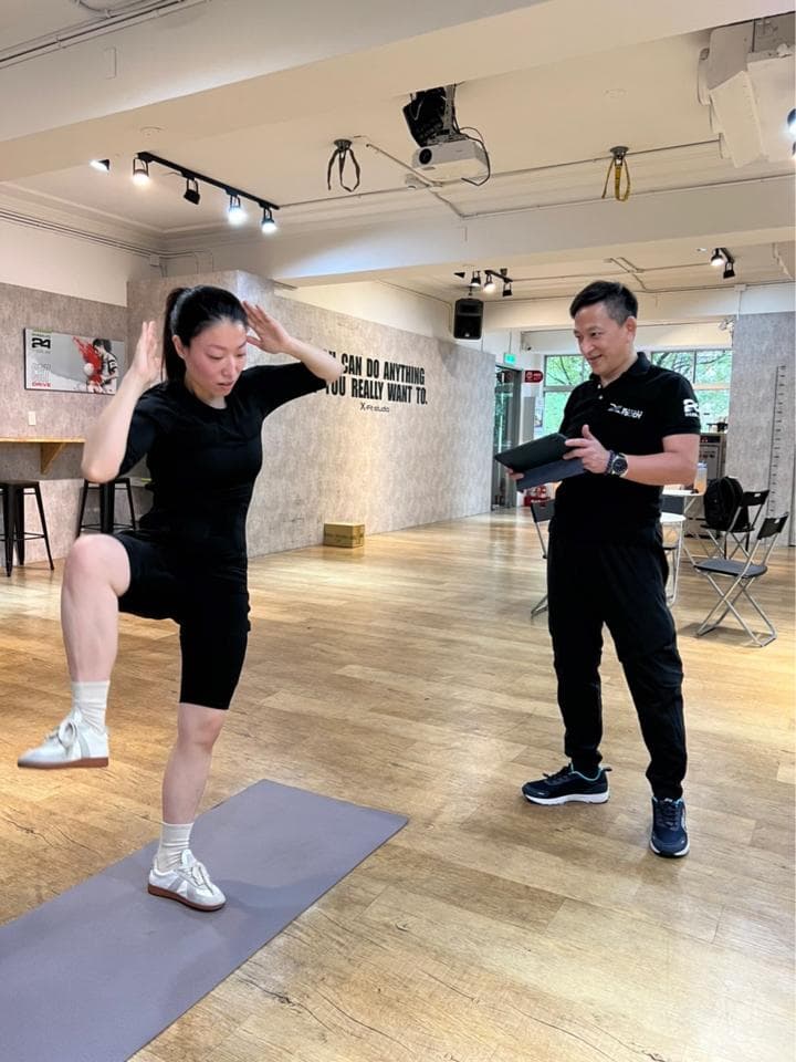 這張照片是關於健身運動。健身可以增強體能、改善心血管健康和增強免疫力。想要開始健身,可以到PRO360找一位適合的教練。