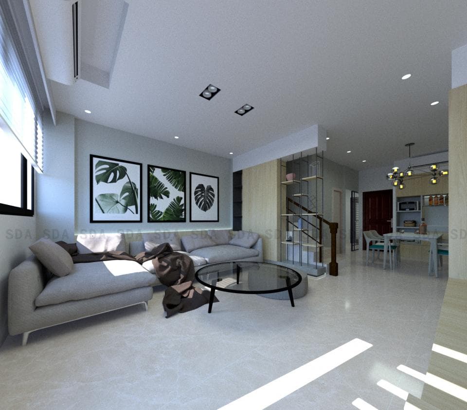 這張「客廳」的照片是,一張灰色沙發,中間放著一個玻璃茶几,背景牆上掛著三幅植物圖畫。