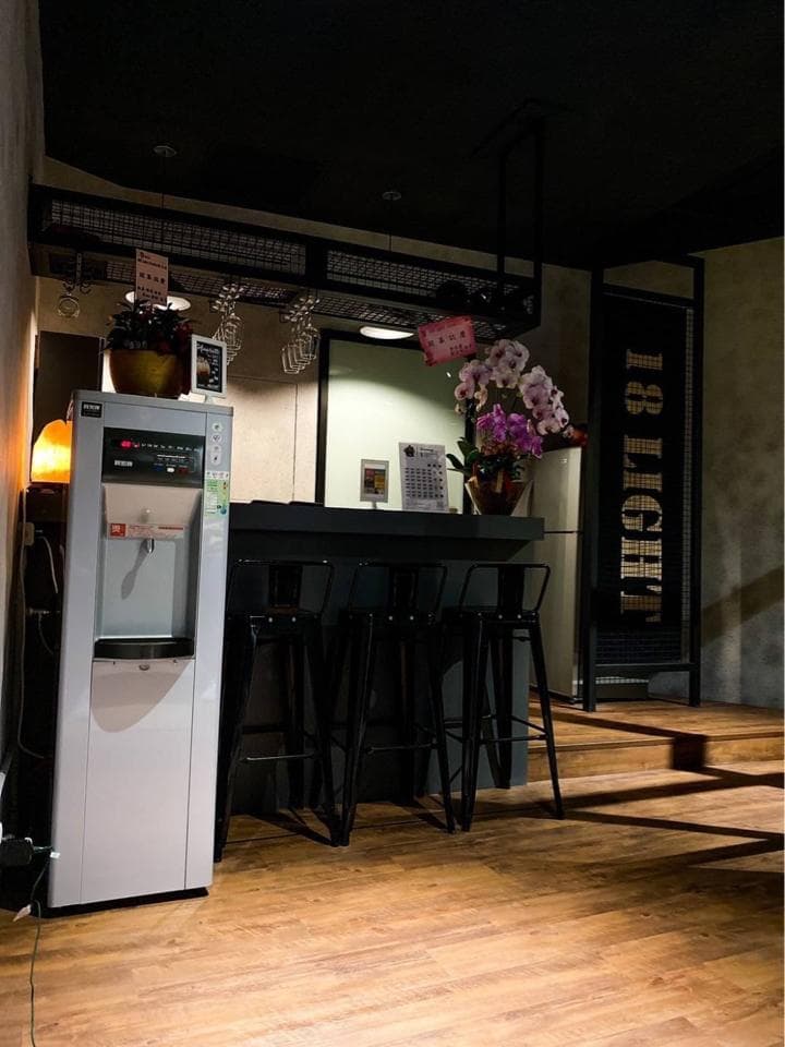 這是一間健身房,健身可以強健體魄,提升健康水平。想找健身教練,快上PRO360找吧!