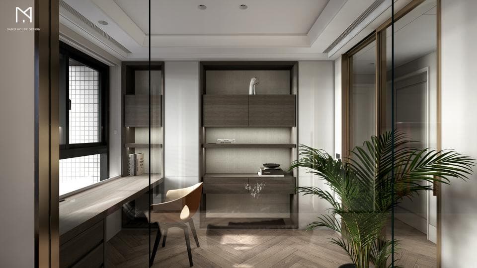 這張照片是一個現代化的書房,最重要的是玻璃隔間設計,它將書房空間與其他區域隔開,同時也讓空間更顯明亮通透。玻璃隔間採用金色邊框,與書桌和地板的顏色相呼應,整體風格優雅時尚。